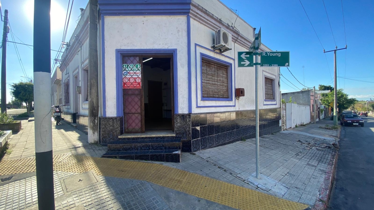 Imagen principal Local político o Monoambiente, Roberto Young esquina Rivera.