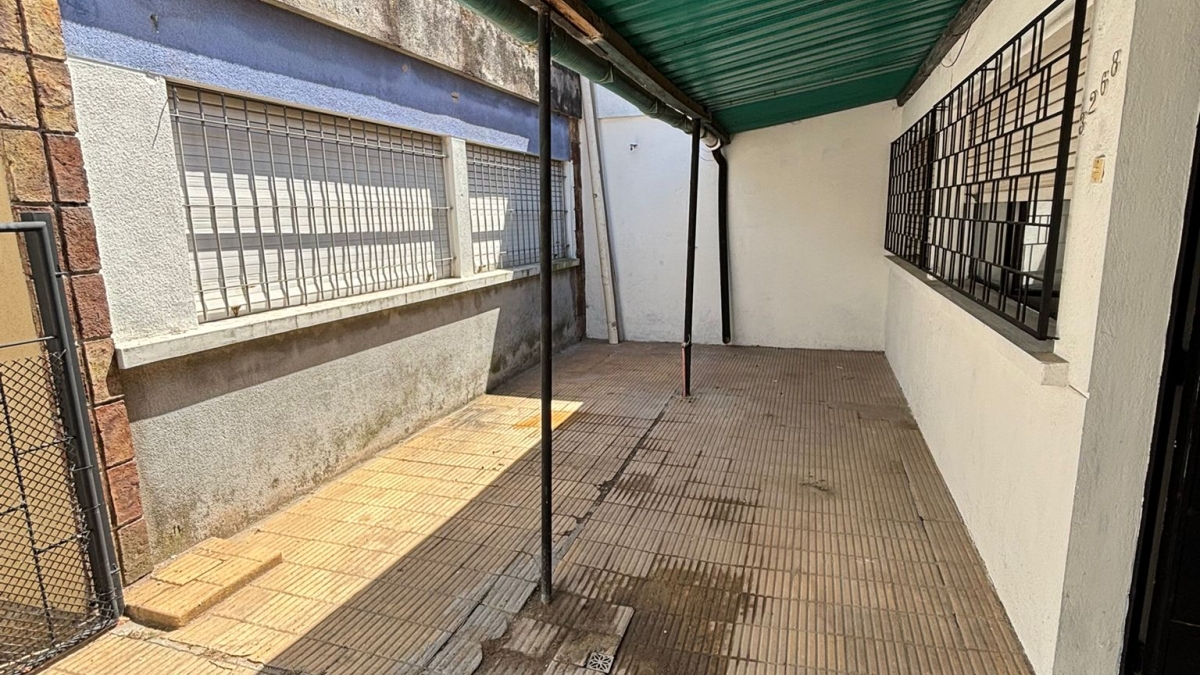 Imagen 3 Casa de 2 dormitorios al fondo.