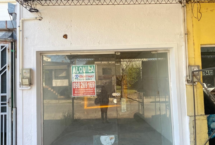 Local comercial en calle Rincón