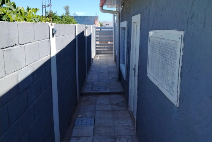 Apartamento de 2 dormitorios, Rivera esquina Alzaibar