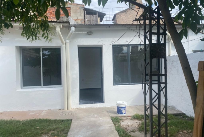 PROXIMO INGRESO!! Apartamento en alquiler, calle Inglaterra.